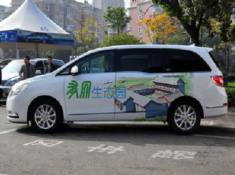 清涧户外车贴喷绘如何保持效果?